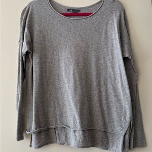 Vince Gray Long Sleeve Scoop Neck Top M